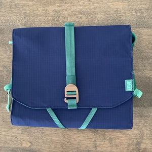 REI Large Shower Roll Toiletry Bag